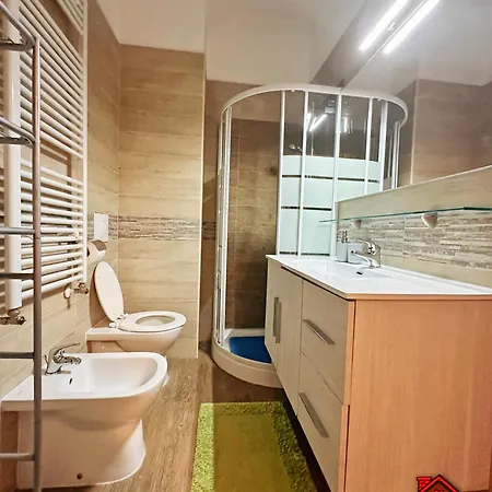 La Maddalena Guest house *